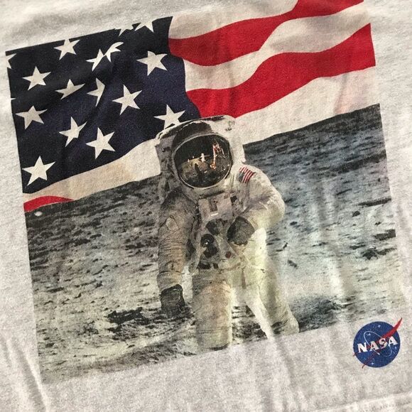 Freeze NASA Moon Walk Crop Tee - Picture 1 of 6